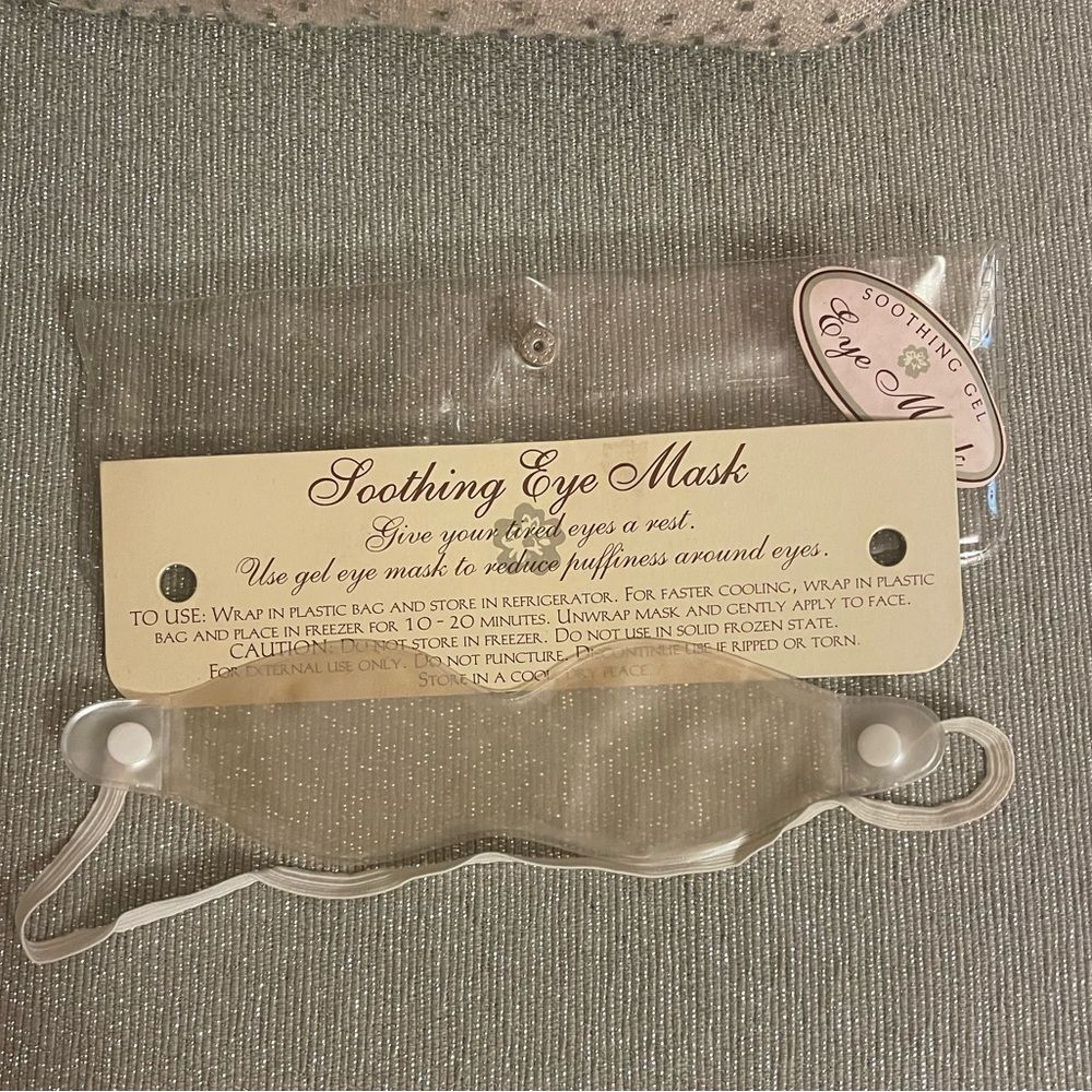 Gel eye mask